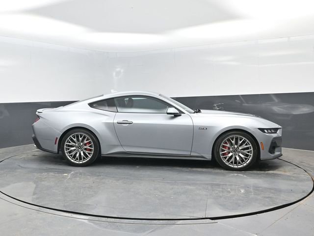 Certified 2024 Ford Mustang GT Premium RWD image 3