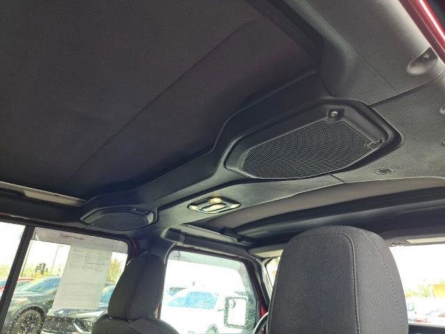 Used 2021 Jeep Wrangler Unlimited Sahara w/ Uconnect 4C Nav & Sound Group image 14