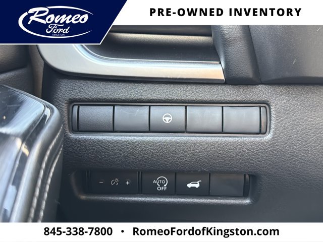 Used 2024 Nissan Rogue SV AWD/4WD image 22