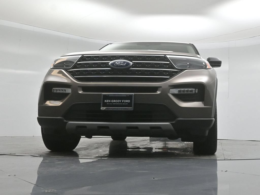 Certified 2021 Ford Explorer XLT w/ Equipment Group 202A RWD image 46