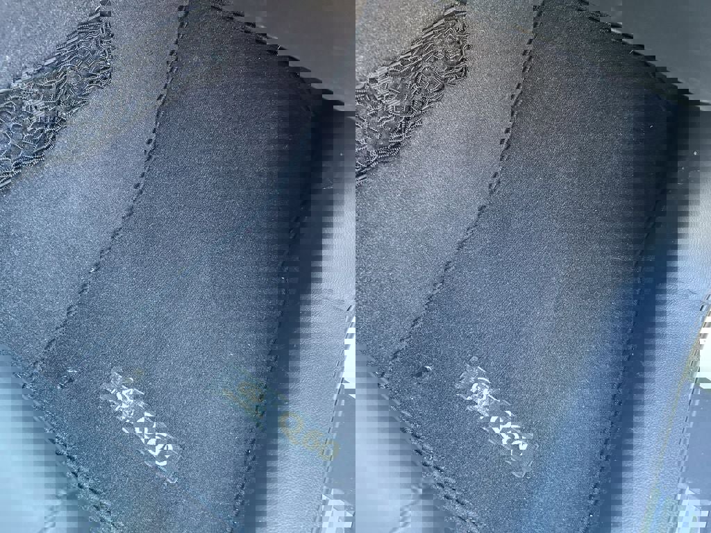 Used 2017 INFINITI Q60 w/ Cargo Package AWD/4WD image 18