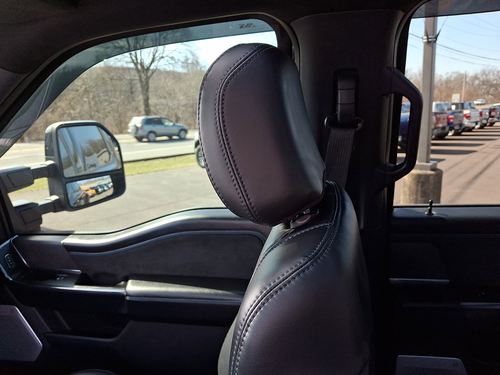 Certified 2025 Ford F350 Platinum image 17