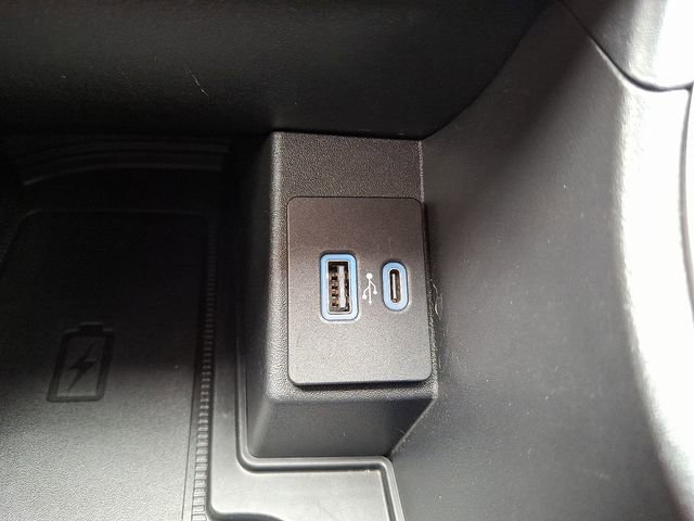 Certified 2022 Ford Edge SEL w/ Convenience Package AWD/4WD image 23