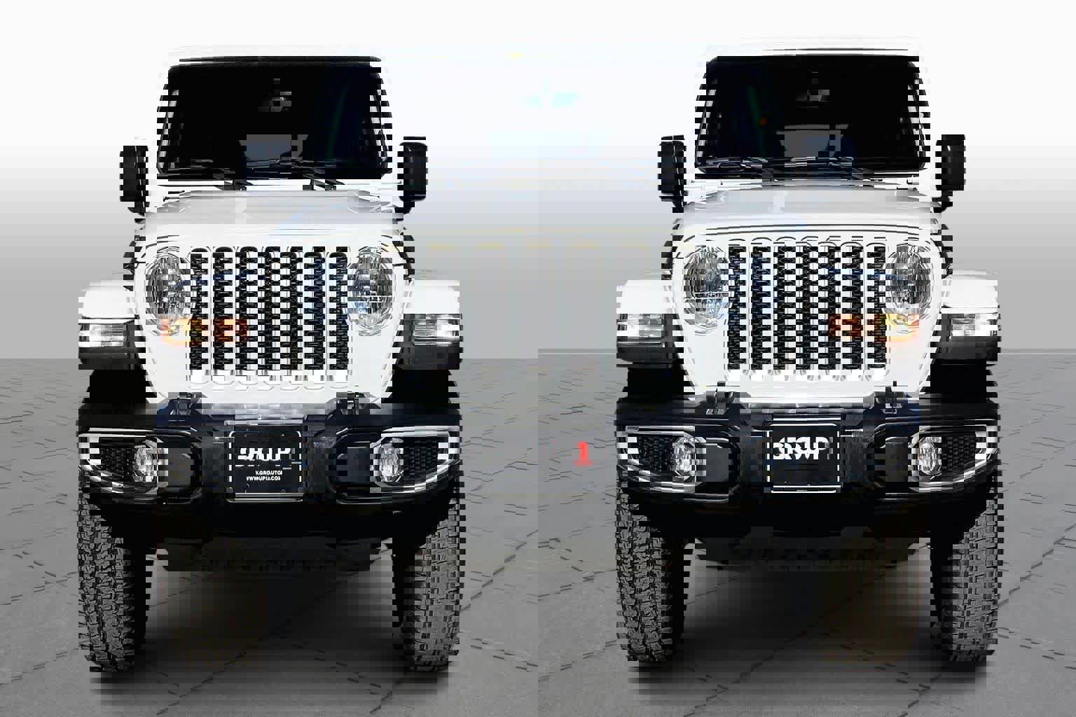 Used 2023 Jeep Wrangler Sahara image 3