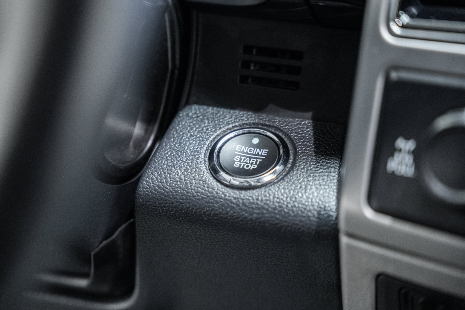 Certified 2022 Ford F250 Platinum AWD/4WD image 29