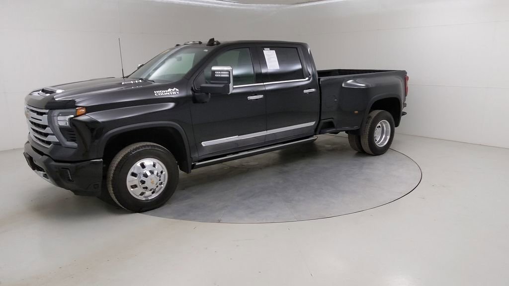 Used 2024 Chevrolet Silverado 3500 High Country w/ High Country Premium Package image 20