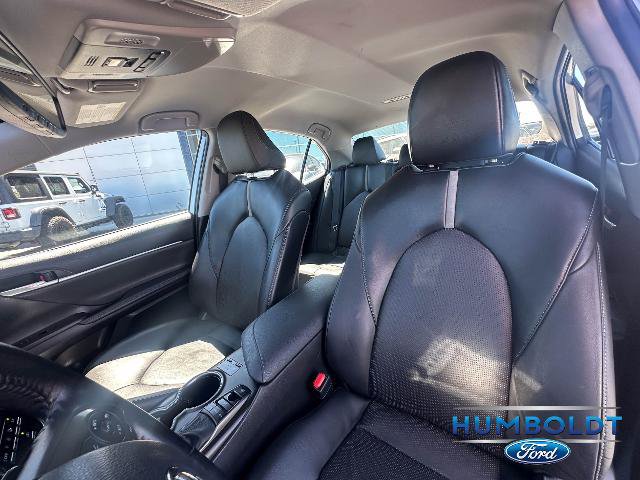 Used 2023 Toyota Camry XSE FWD image 15