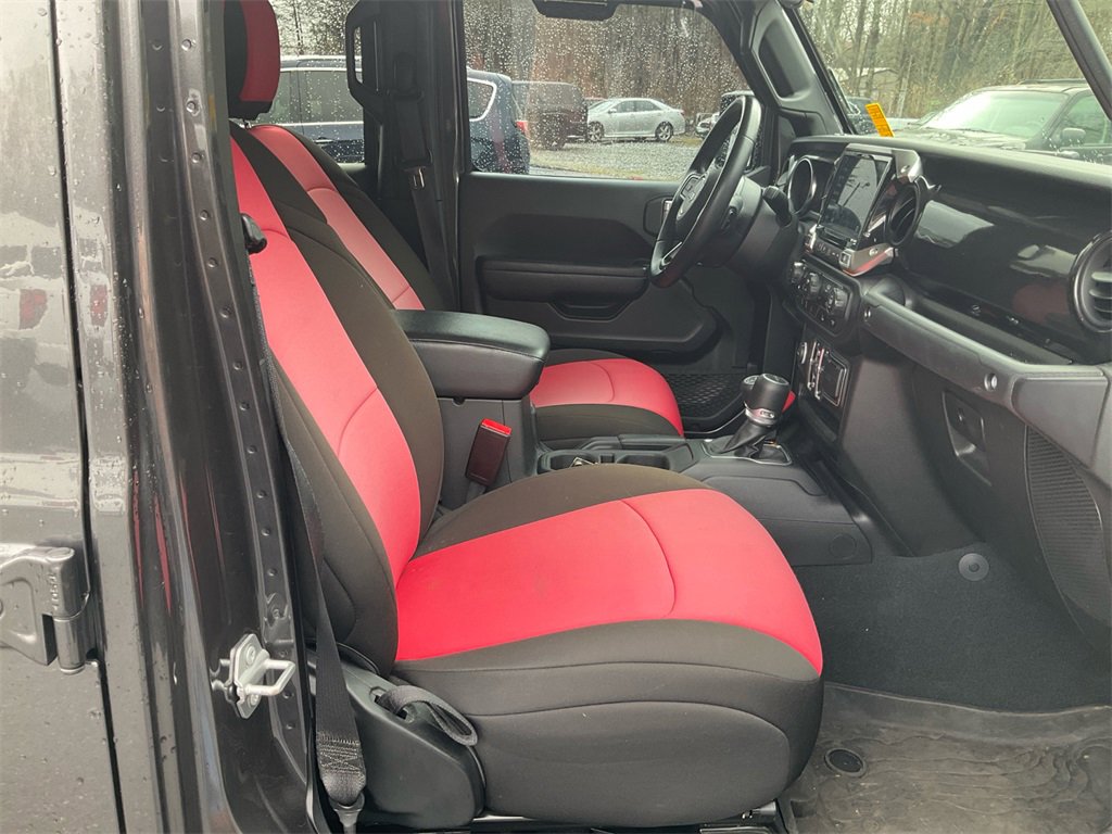 Used 2022 Jeep Gladiator Sport image 12