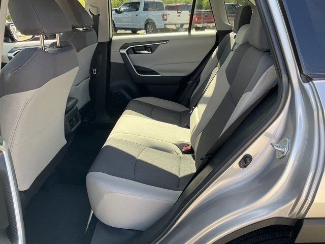 Used 2024 Toyota RAV4 XLE FWD image 10