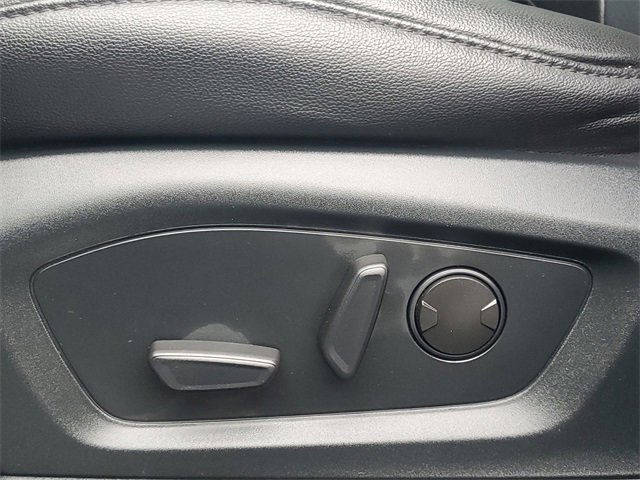 Certified 2022 Ford Explorer Limited w/ Equipment Group 301A image 10