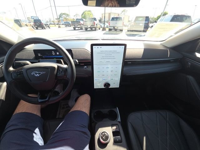 Certified 2024 Ford Mustang Mach-E Select w/ Comfort Package Lite image 14