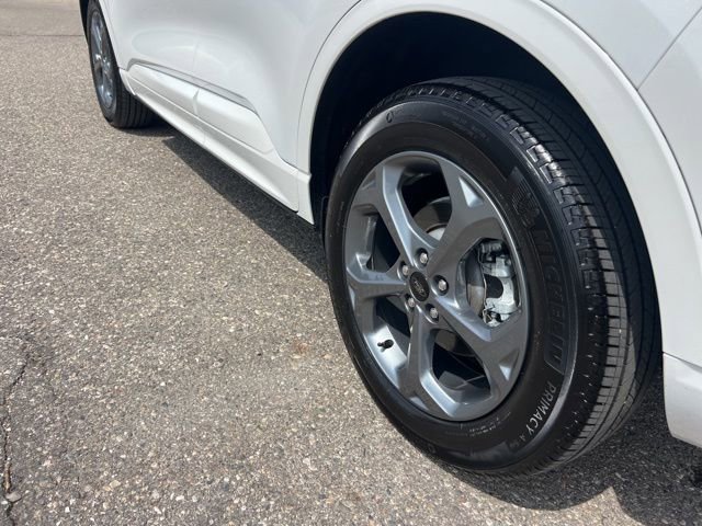 Certified 2024 Ford Escape ST-Line w/ Tech Pack #1 AWD/4WD image 25