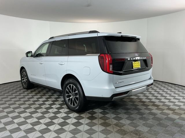 Certified 2025 Ford Expedition Platinum AWD/4WD image 6