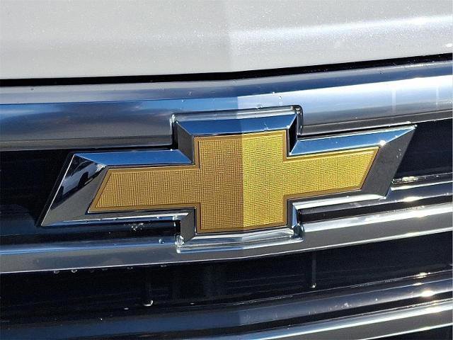 Used 2023 Chevrolet Silverado 1500 High Country w/ Technology Package image 9