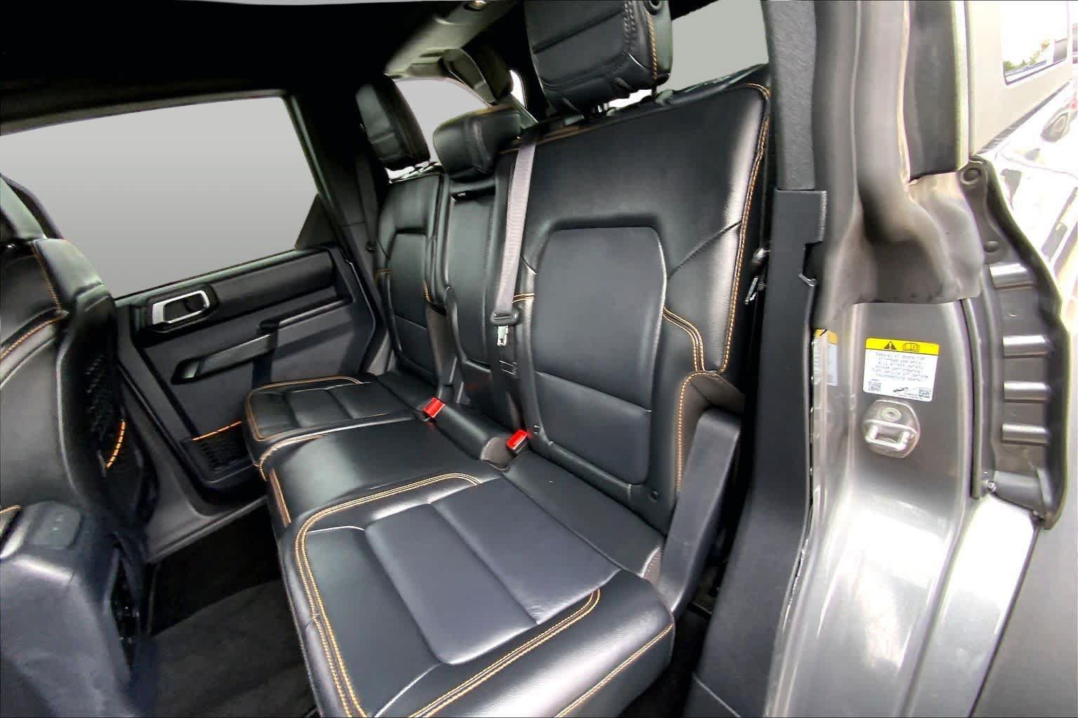 Certified 2024 Ford Bronco Badlands AWD/4WD image 19