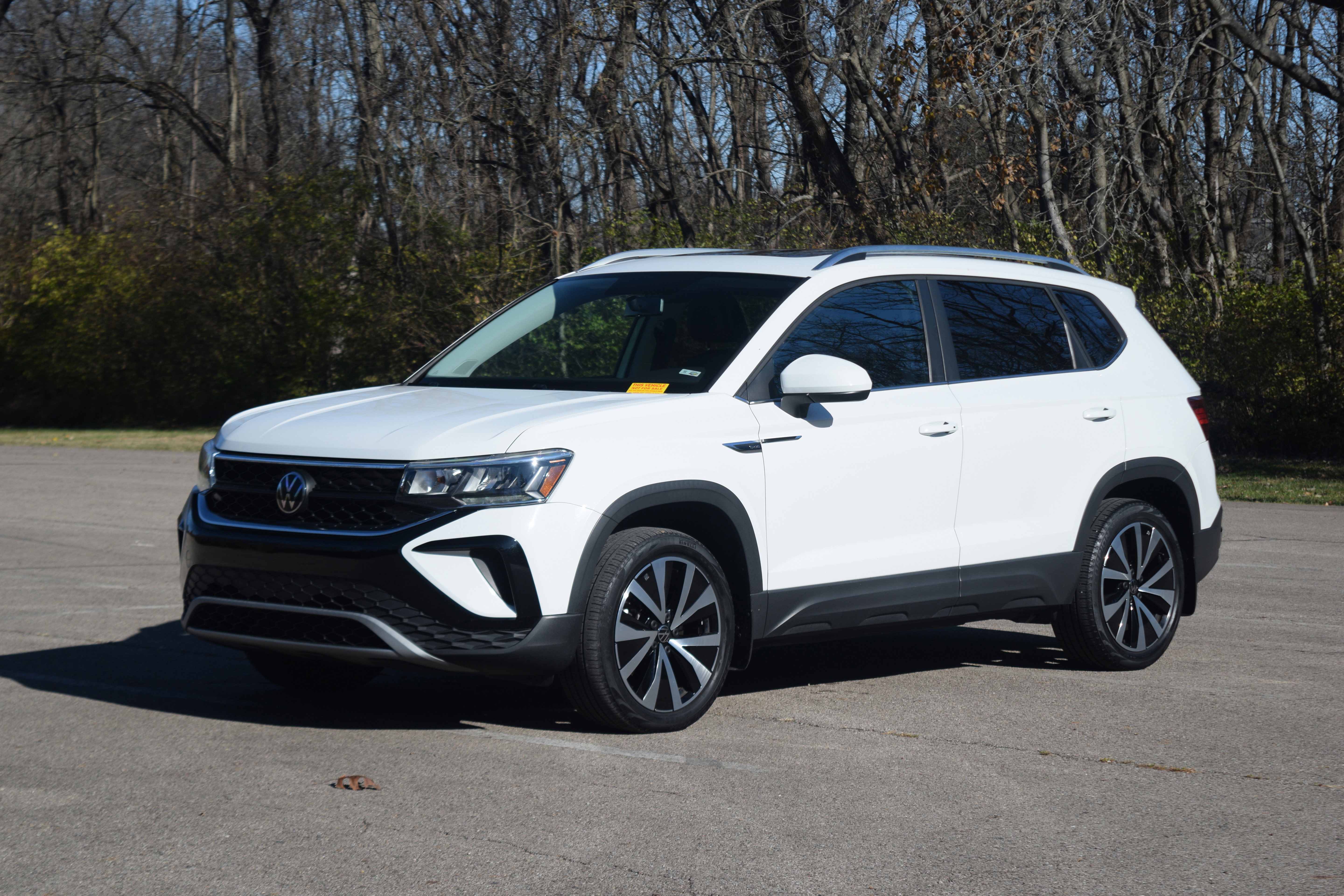 Used 2022 Volkswagen Taos SE w/ Panoramic Sunroof Package image 22