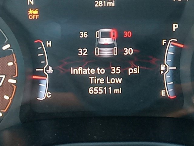 Used 2025 Nissan Pathfinder SL AWD/4WD image 11