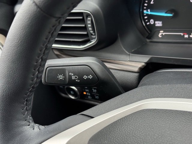 Certified 2023 Ford Explorer Limited w/ Limited Technology Package image 29