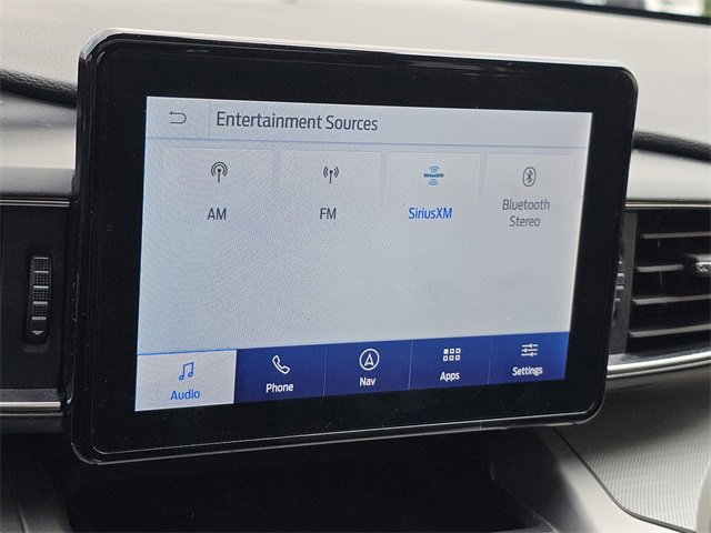 Certified 2022 Ford Explorer XLT w/ Equipment Group 202A image 17