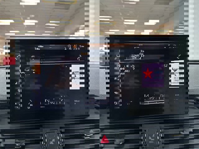 Used 2024 Audi Q5 e Premium Plus image 8