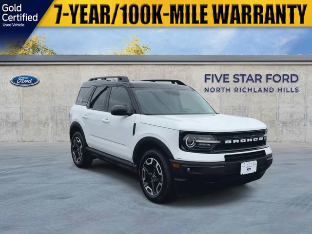 Certified 2022 Ford Bronco Sport Outer Banks w/ Tech Package AWD/4WD image 2