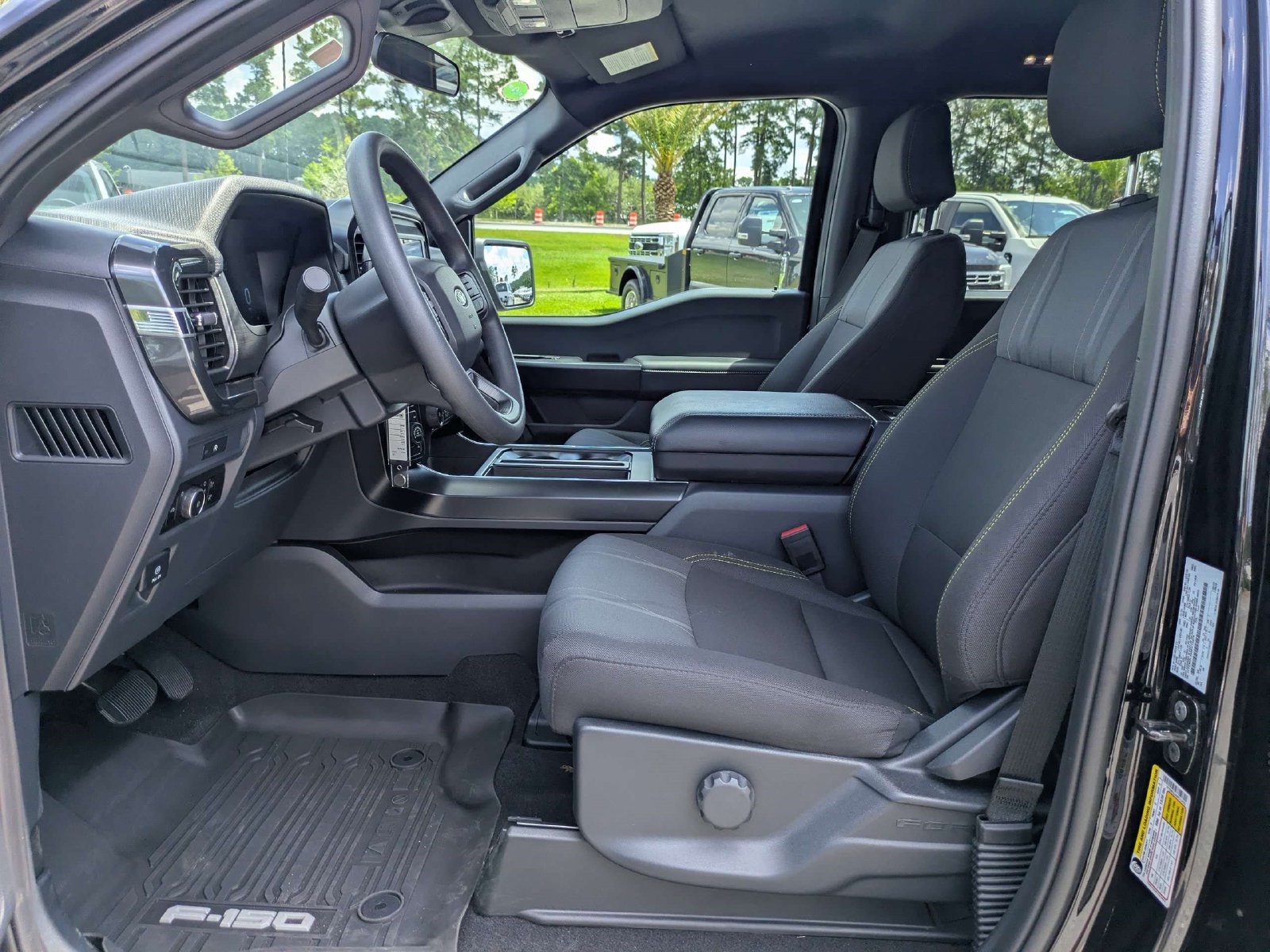 Certified 2025 Ford F150 STX w/ LOBO Package AWD/4WD image 11