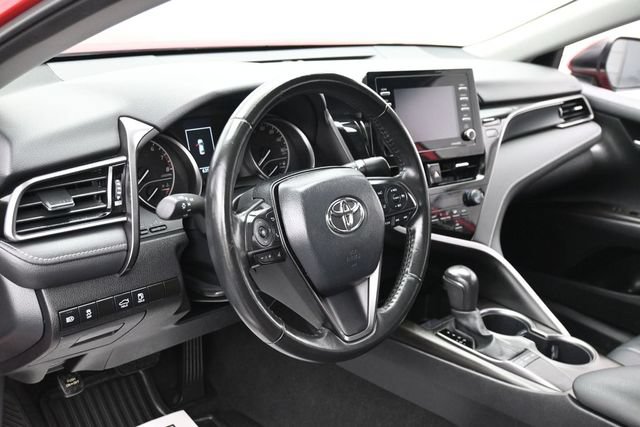 Used 2024 Toyota Camry SE w/ Convenience Package FWD image 15