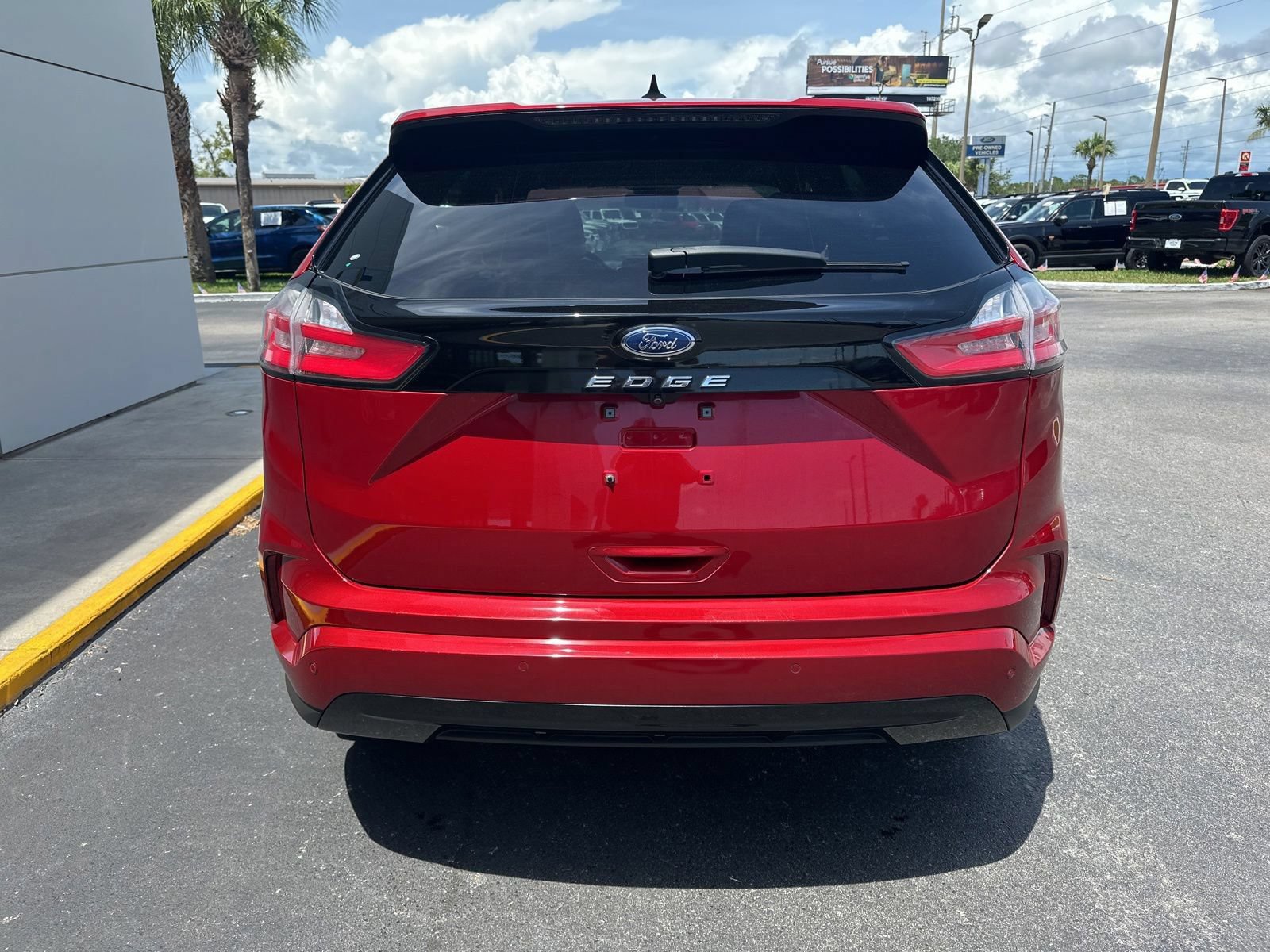 Certified 2022 Ford Edge ST-Line AWD/4WD image 5