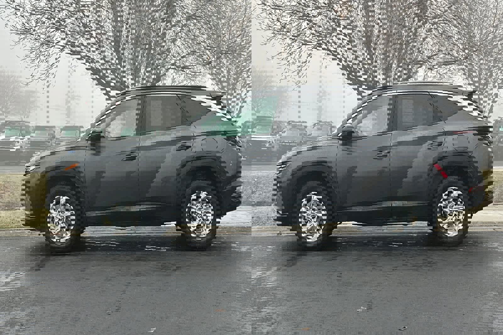 Used 2023 Hyundai Tucson SEL w/ Cargo Package image 2