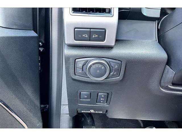 Certified 2019 Ford F450 Platinum w/ Platinum Ultimate Package AWD/4WD image 15