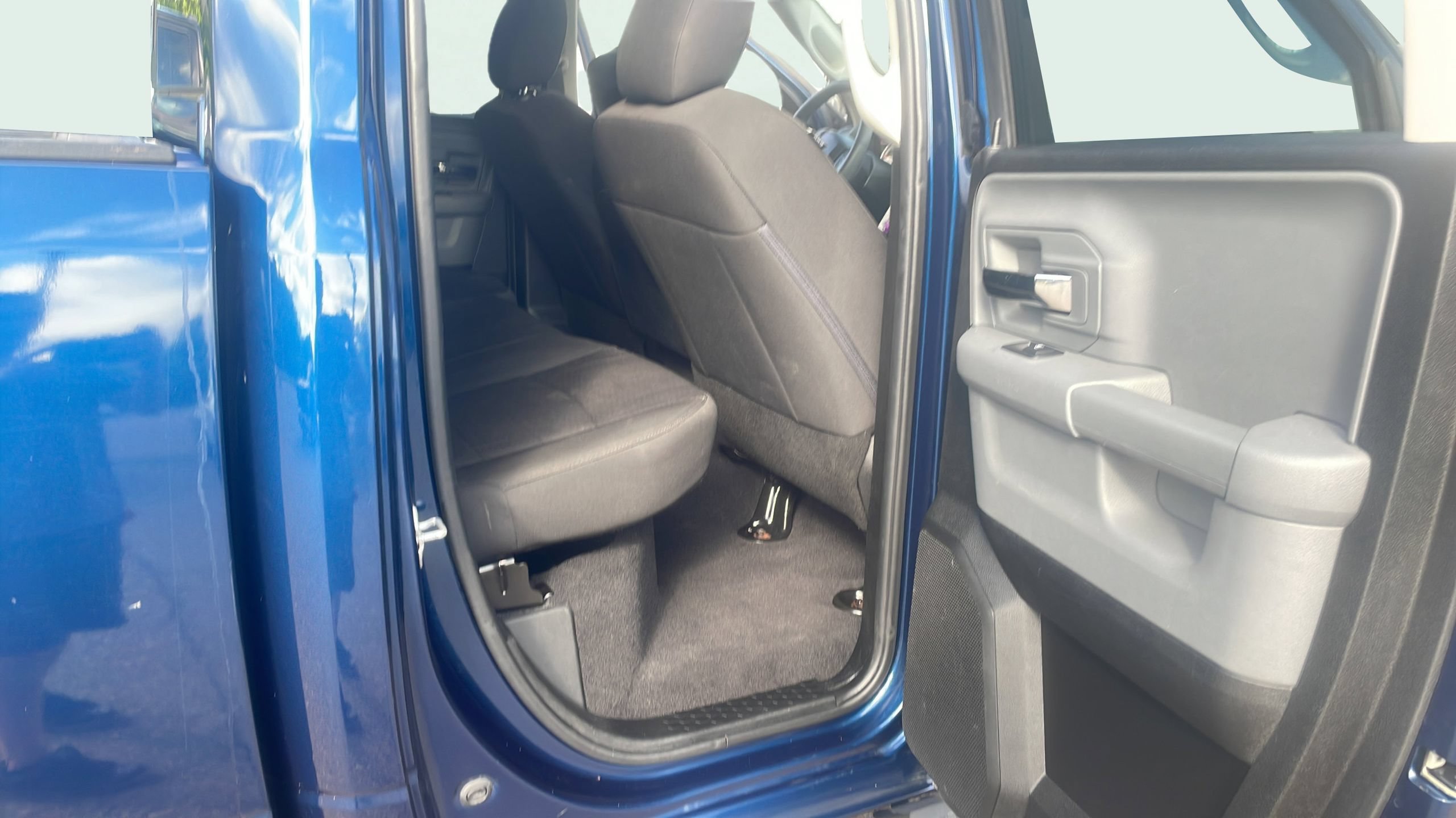 Used 2020 RAM 1500 Warlock w/ Electronics Group AWD/4WD image 15