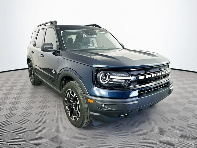 Certified 2022 Ford Bronco Sport Outer Banks w/ Tech Package AWD/4WD image 4