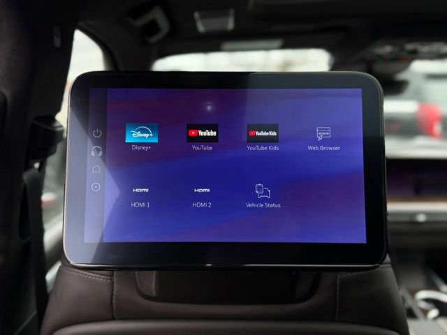 Used 2026 Cadillac Escalade Platinum Sport image 27