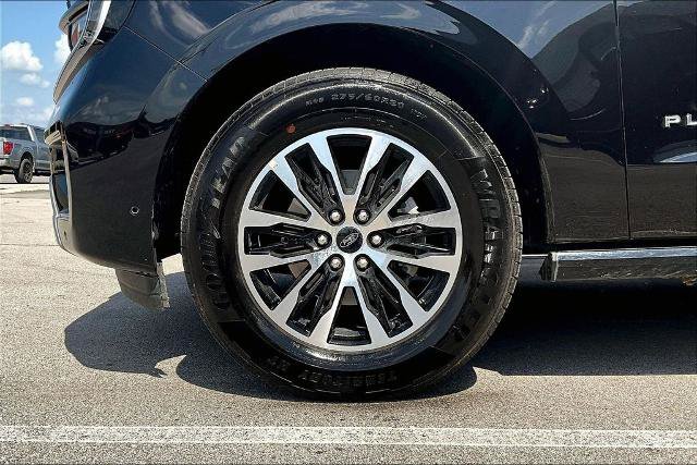 Certified 2025 Ford Expedition Max Platinum AWD/4WD image 6