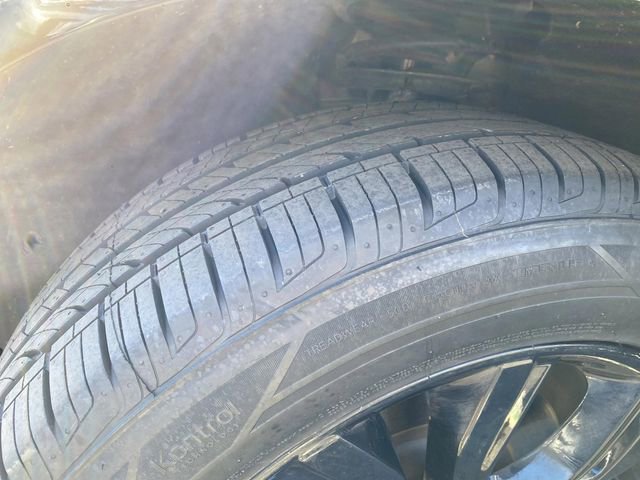 Certified 2022 Ford Edge SE w/ Black Appearance Package image 30