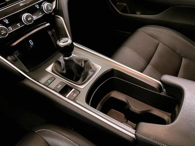 Used 2018 Honda Accord Sport image 16