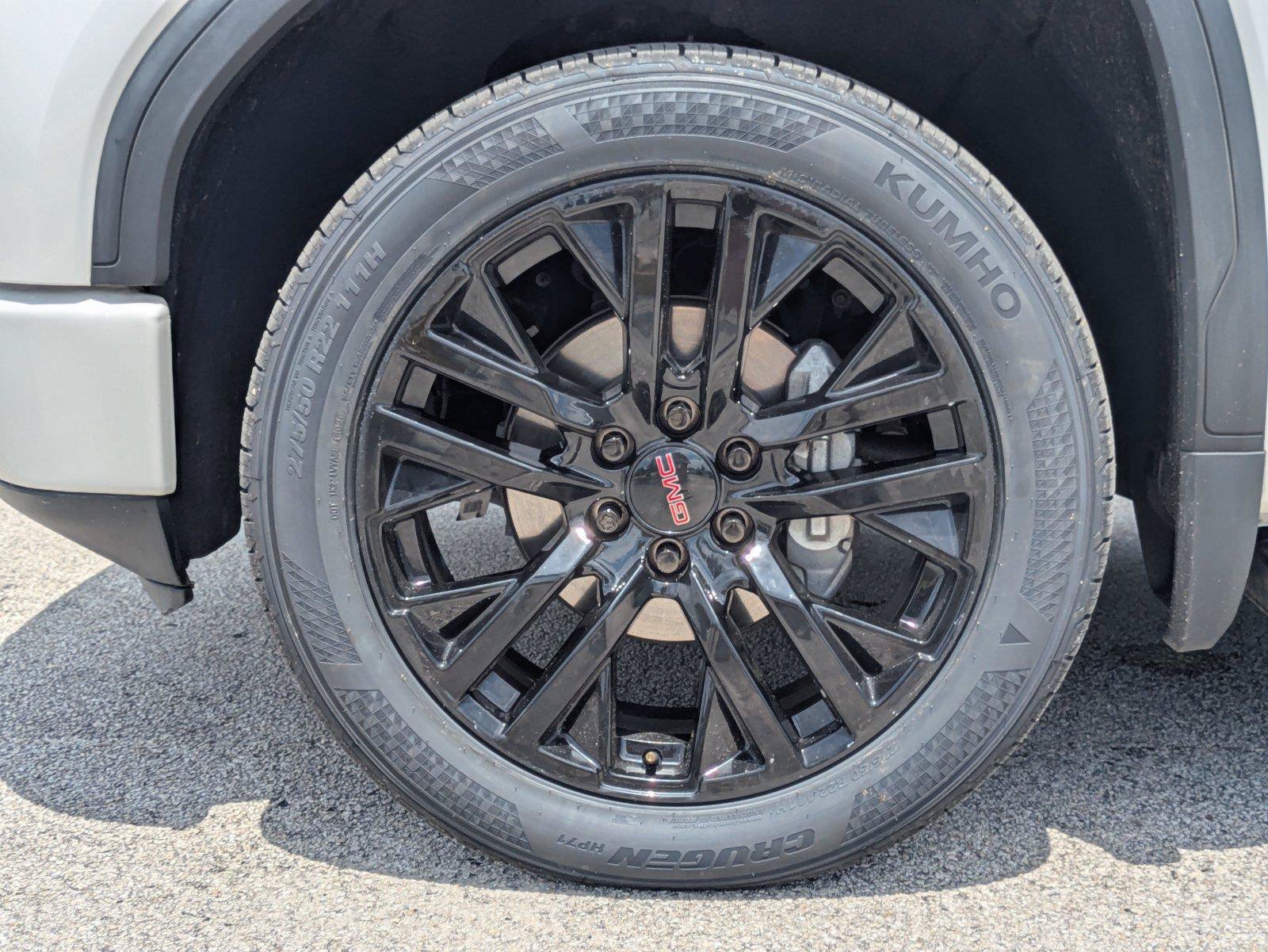 Used 2022 GMC Sierra 1500 Denali w/ Denali Reserve Package AWD/4WD image 12