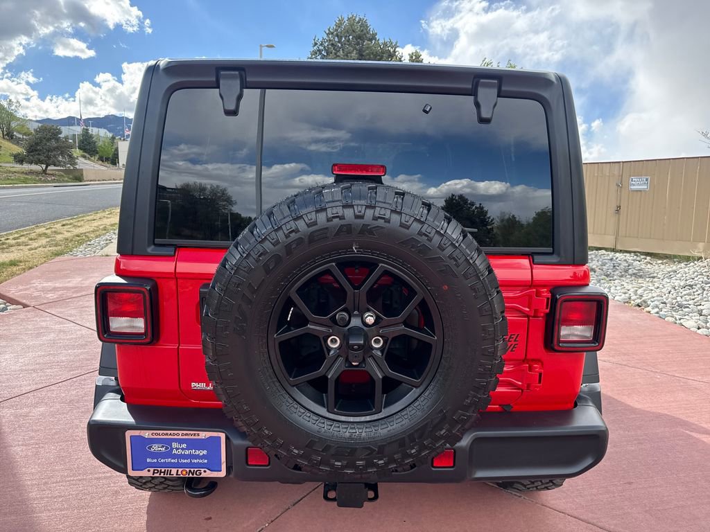 Used 2025 Jeep Wrangler Unlimited Sport AWD/4WD image 5