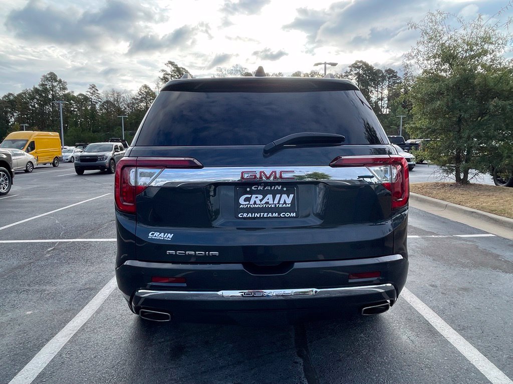 Used 2021 GMC Acadia Denali w/ Denali Technology Package FWD image 6