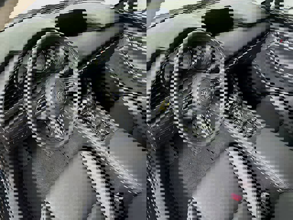 Used 2021 MAZDA MAZDA3 s image 9