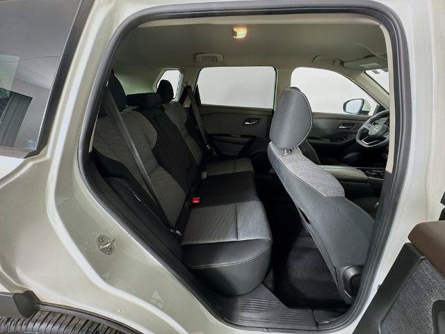 Used 2021 Nissan Rogue SV AWD/4WD image 24