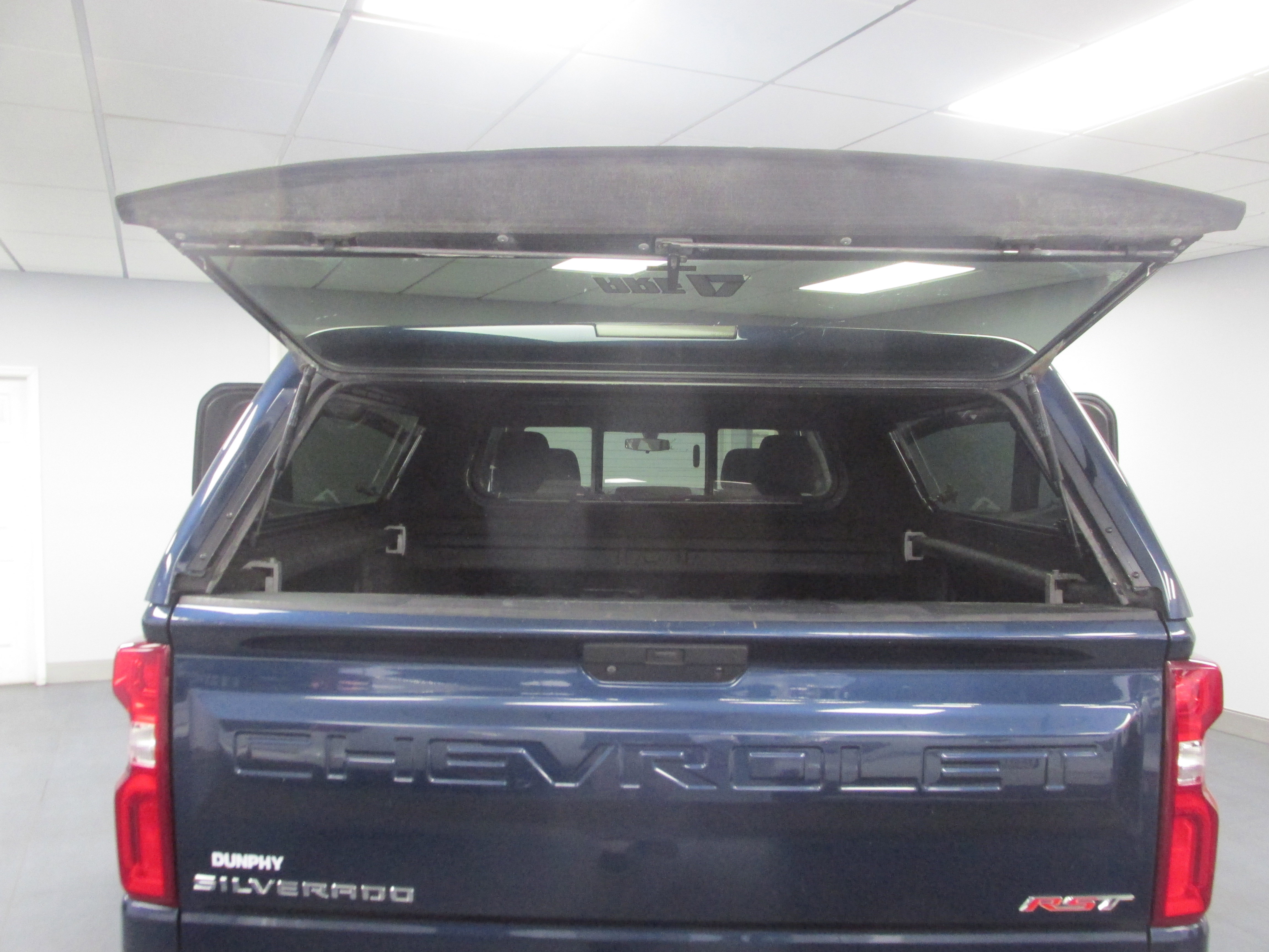 Used 2020 Chevrolet Silverado 1500 RST image 5