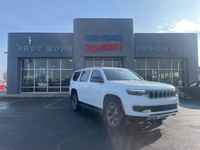 Used 2023 Jeep Wagoneer Series III w/ Preferred Equipment Group