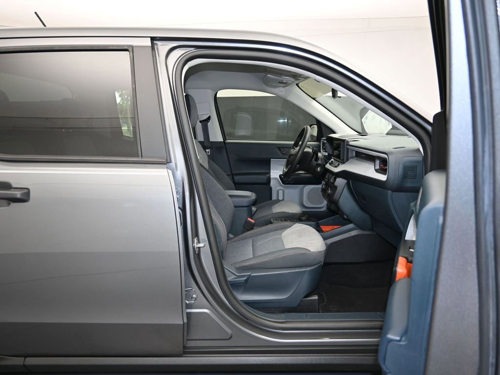 Certified 2023 Ford Maverick XLT image 42