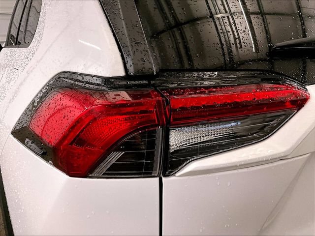 Used 2020 Toyota RAV4 XLE w/ Convenience Package AWD/4WD image 28