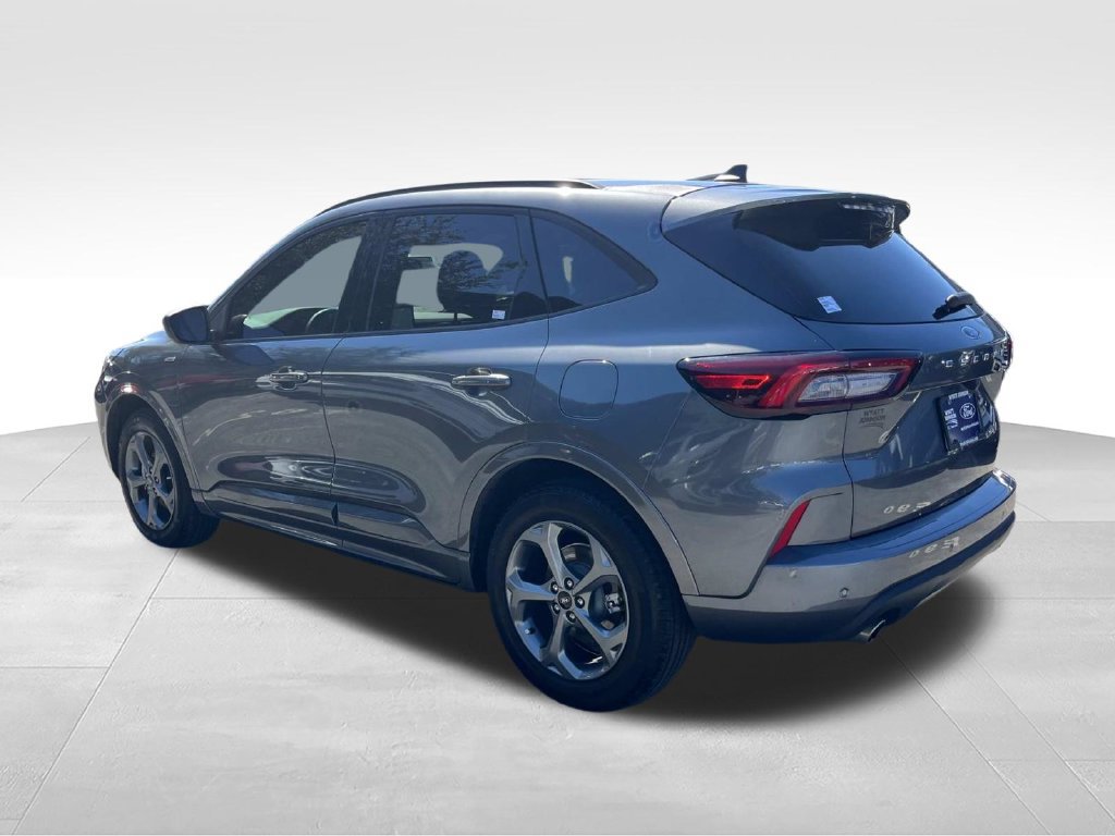 Certified 2024 Ford Escape ST-Line w/ Tech Pack #1 FWD image 8