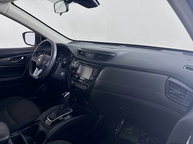 Used 2020 Nissan Rogue SV w/ Sun & Sound Touring Package image 30