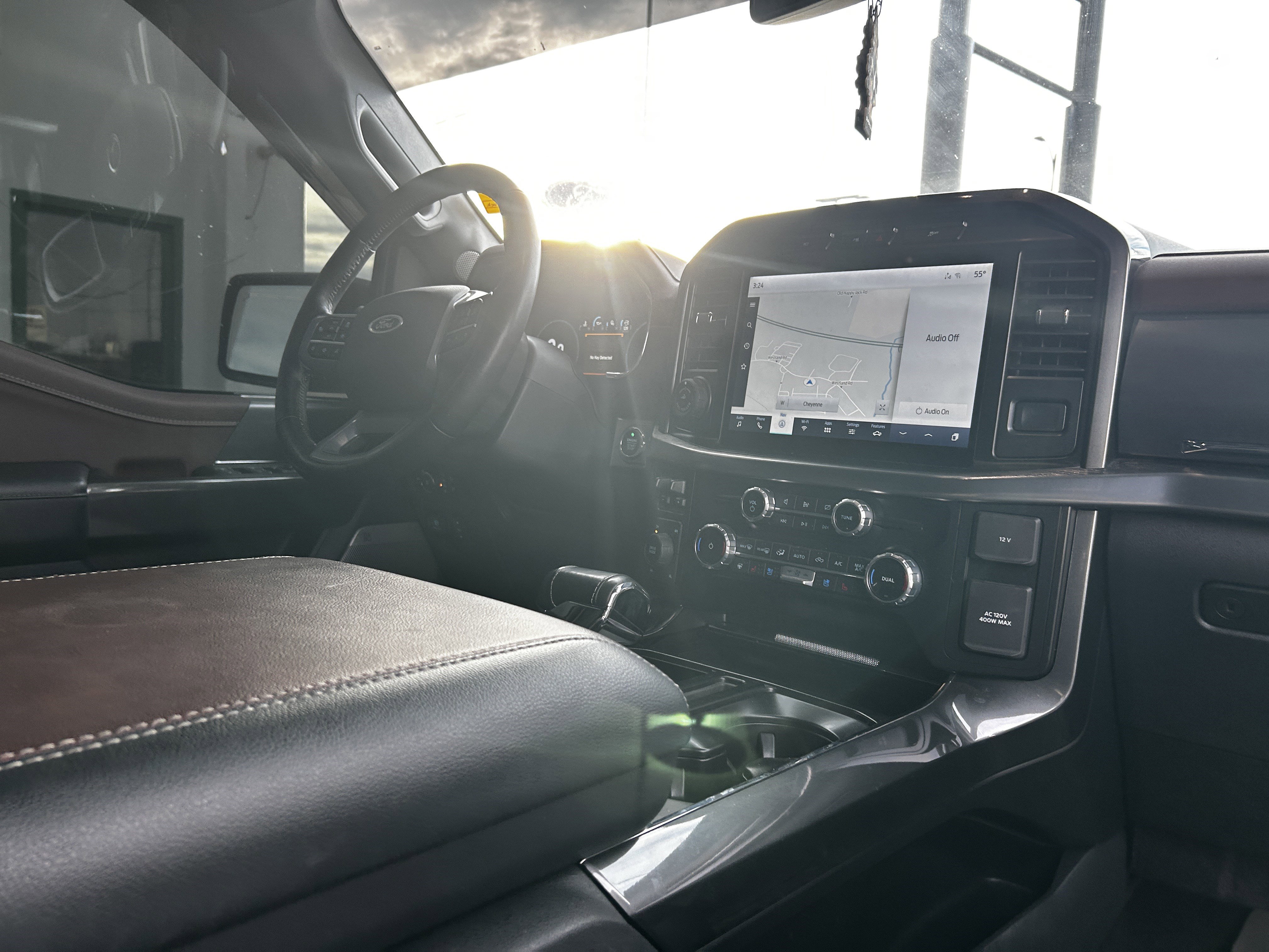 Certified 2023 Ford F150 Lariat w/ Equipment Group 502A High image 15