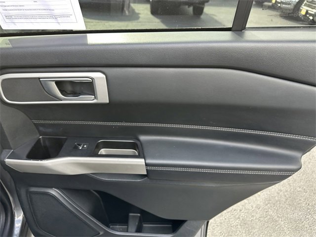 Certified 2022 Ford Explorer XLT image 41