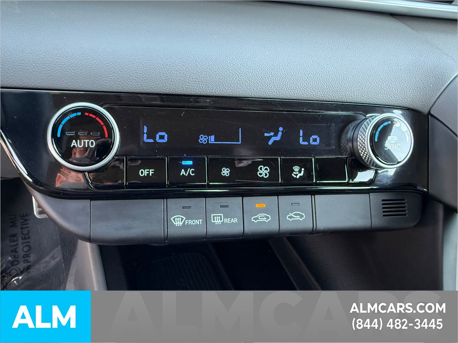 Used 2025 Hyundai Elantra Sport image 15